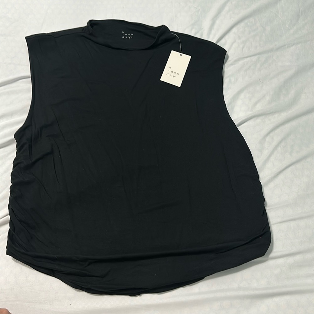 A New Day women’s sleeveless top